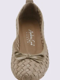Ballerines cuir de vache verni