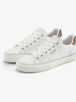 Baskets chaussures en textile tendance et confortables en matière douce pour un confort optimal