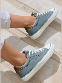 Baskets chaussures en textile tendance et confortables en matière douce pour un confort optimal