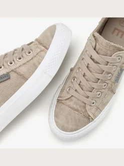 Baskets sneakers au style usé et délavé tendance