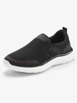 Baskets sneakers basiques confortables à enfiler avec talon légèrement rembourré pour un confort optimal