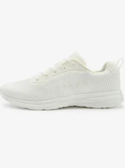Baskets sneakers sportives et légères à enfiler, très confortables grâce au talon légèrement rembourré