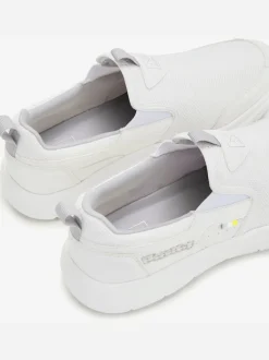 Baskets sneakers sportives et confortables très agréable à porter