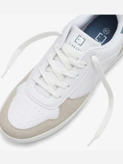 Baskets sneakers tendance avec détails contrastés