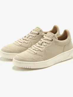 Baskets sneakers tendance en cuir velours doux de qualité, particulièrement confortables à porter