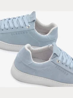 Baskets sneakers tendance et confortables en cuir de qualité, fabriquées au portugal