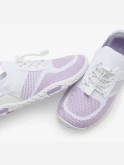 Baskets très agréables à porter grâce à la semelle flexible et ultra-légère, qui vous donne l'impression de marcher pieds nus