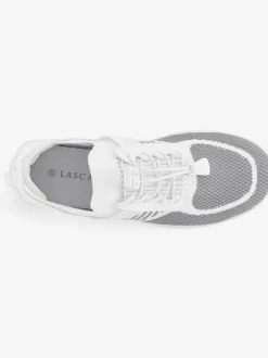 Baskets très agréables à porter grâce à la semelle flexible et ultra-légère, qui vous donne l'impression de marcher pieds nus