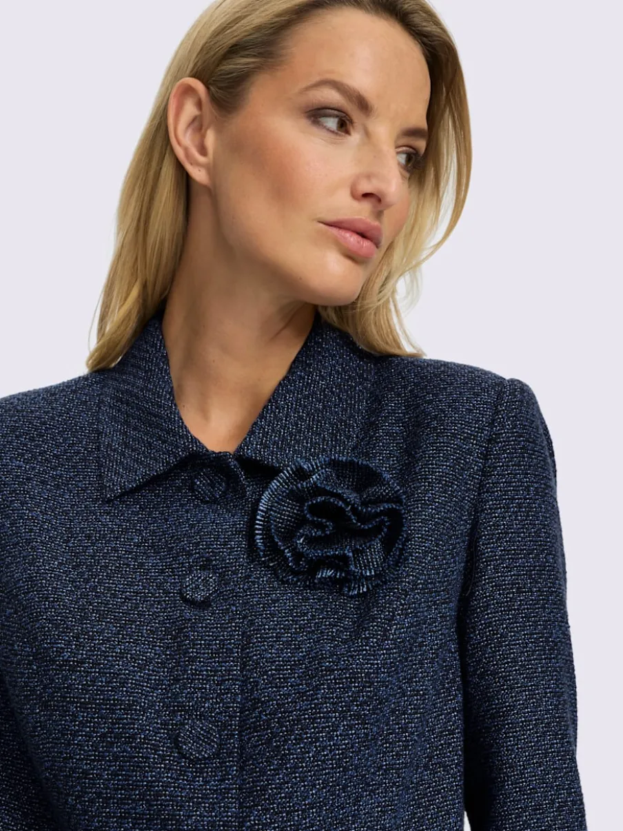 Blazer avec col chemise et broche florale amovible