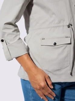 Blazer chemisier à col à revers avec poches plaquées