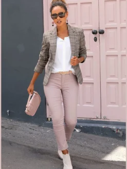 Blazer court à carreaux avec col à revers et poches passepoilées