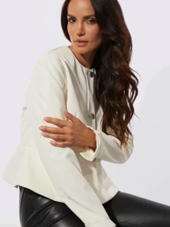 Blazer en synthétique avec col rond et manches légèrement volantées