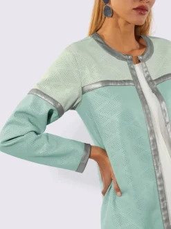 Blazer en synthétique avec perforations et fermeture à crochets