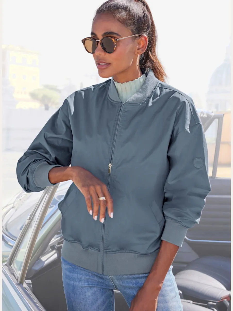 Blouson léger avec col montant et manches longues
