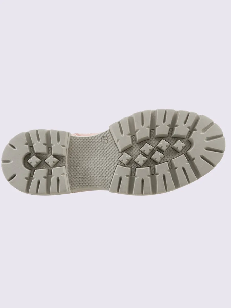 Bottines cuir velours de vache.