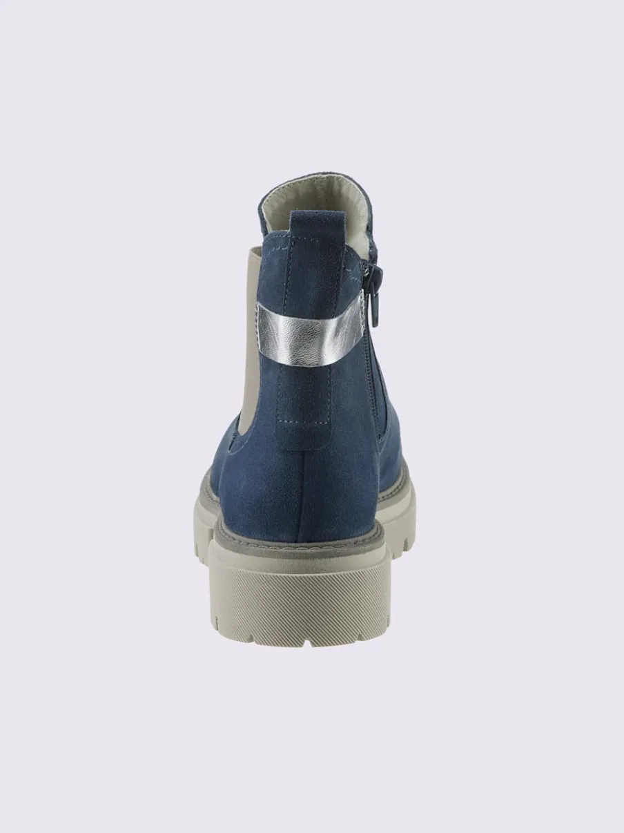 Bottines cuir velours de vache.