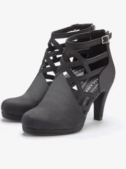 Bottines d'automne avec petites découpes tendance