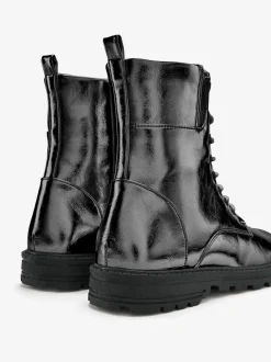 Bottines look métallisé tendance