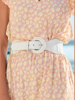Ceinture moderne avec boucle ton sur ton au design classique