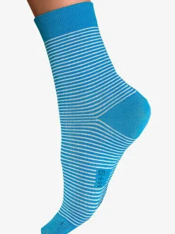 Chaussettes pour femme au design rayé tendance