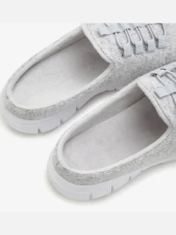 Chaussons sneakers à enfiler, légèrement chinées