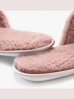 Chaussons très chaud et chaleureux