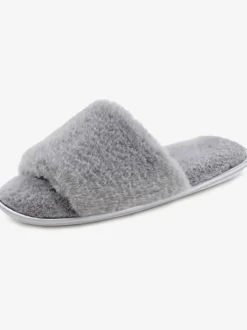 Chaussons très chaud et chaleureux