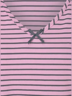 Chemise de nuit coupe courte et rayures tendance