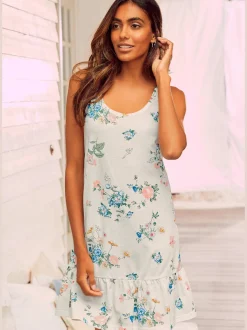 Chemise de nuit fantaisie avec larges bretelles et encolure ronde