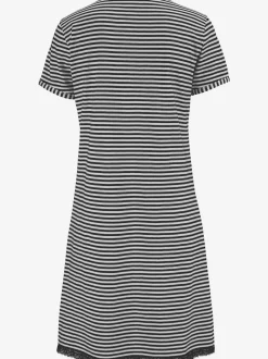 Chemise de nuit rayée avec dentelle