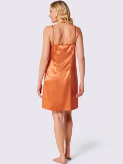 Chemise de nuit satin
