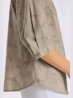 Chemisier en coton broderie de Madère manches 3/4