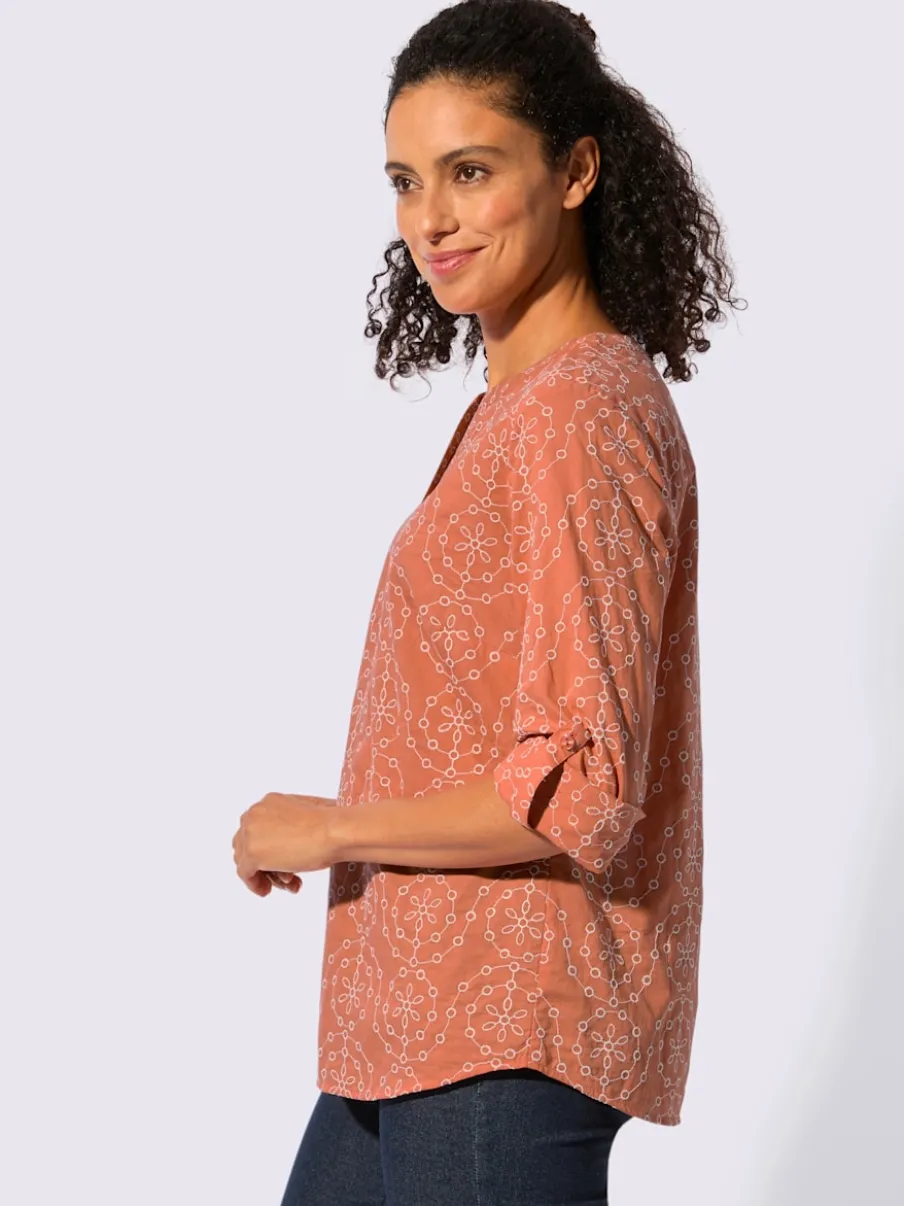 Chemisier en coton à encolure V et manches retroussables avec motif brodé