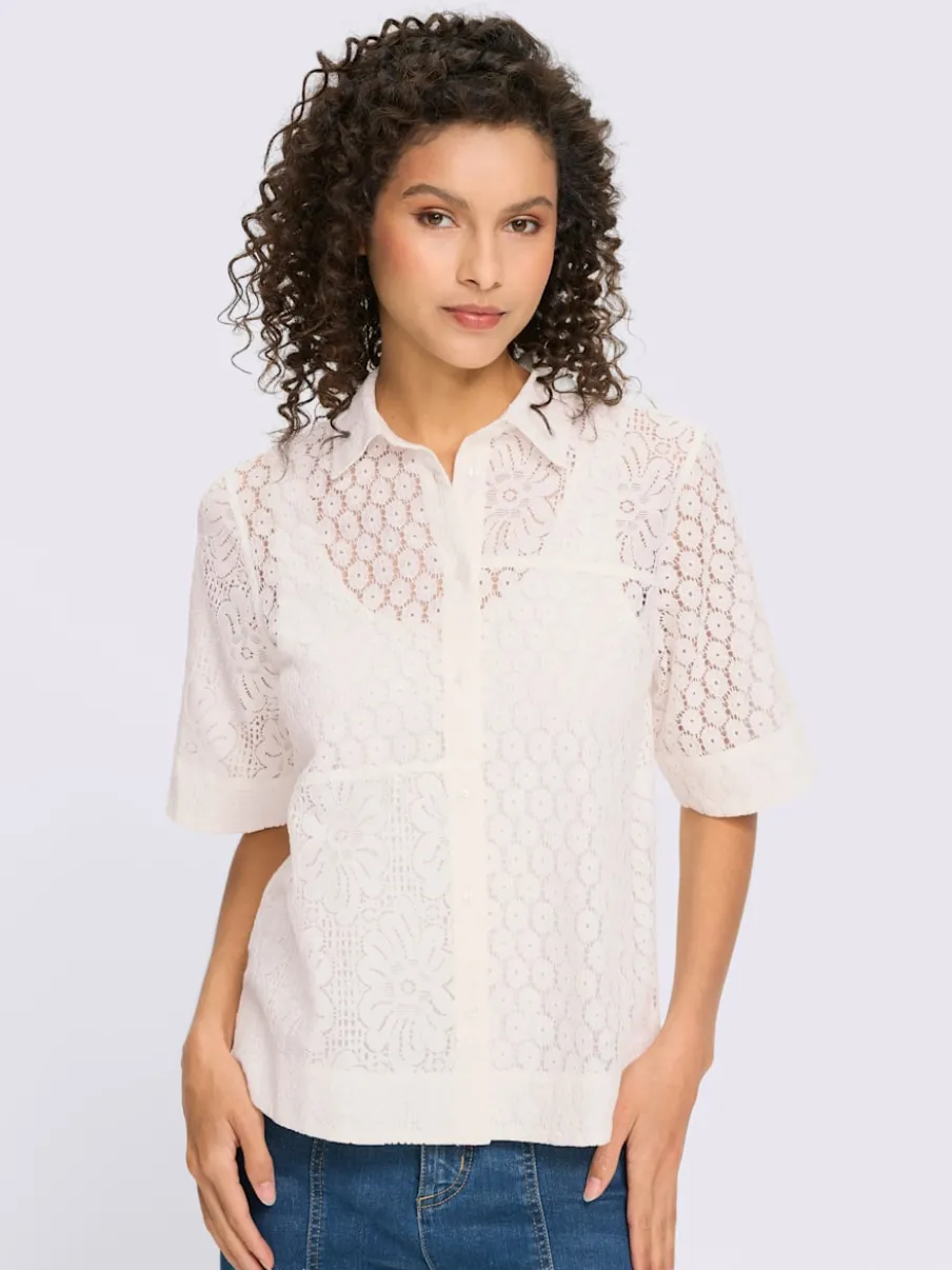 Chemisier en dentelle avec col chemise et manches courtes