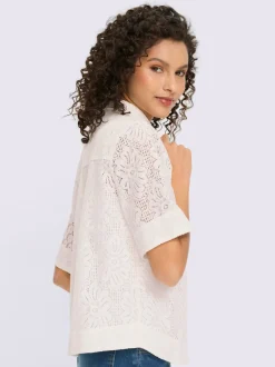 Chemisier en dentelle avec col chemise et manches courtes
