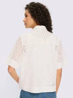 Chemisier en dentelle avec col chemise et manches courtes