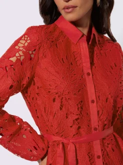 Chemisier en dentelle à col chemise et manches longues avec lien à nouer