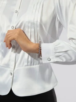 Chemisier en satin avec col chemise et boutons fantaisie
