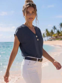 Chemisier en V avec boutons et manches courtes en viscose