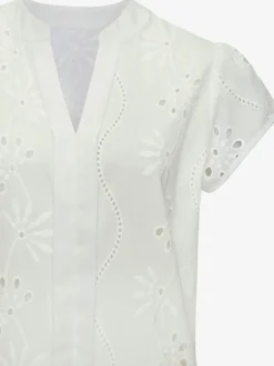 Chemisier léger en dentelle avec broderie ajourée