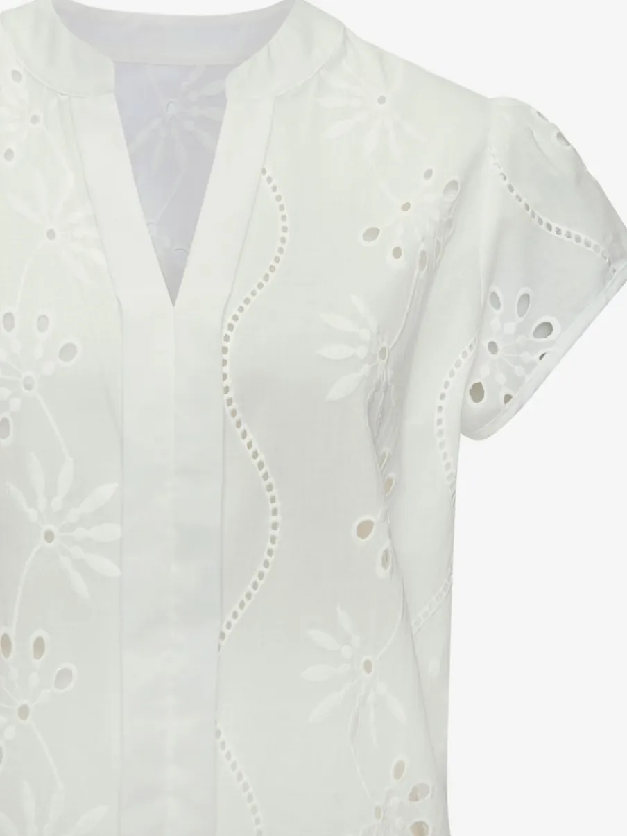 Chemisier léger en dentelle avec broderie ajourée