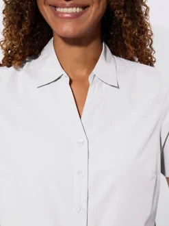 Chemisier à manches courtes avec col V et pinces structurant