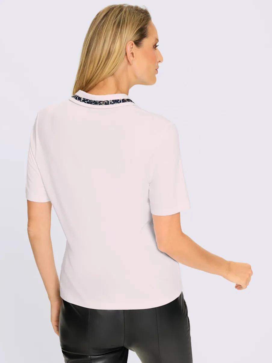 Col polo classique avec motifs léopard et patte courte