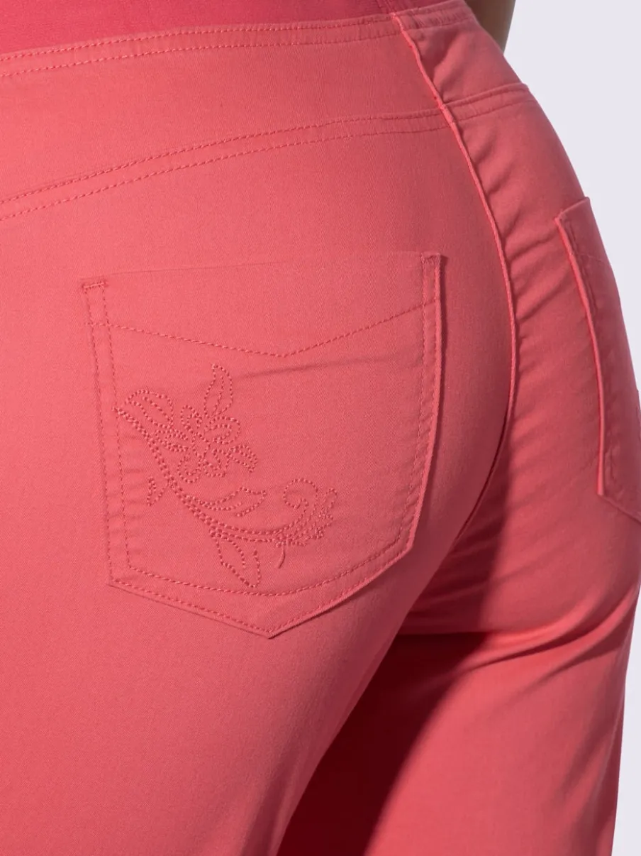 Corsaire à poches avec ceinture élastique et broderie décorative