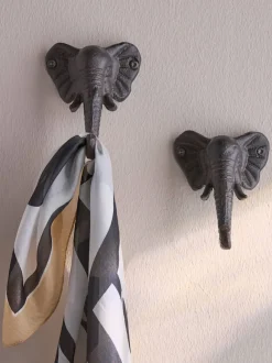 Crochets un véritable petit bijou