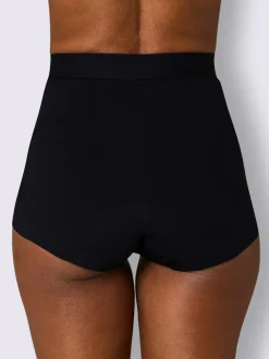 Culotte gainante légèrement gainant