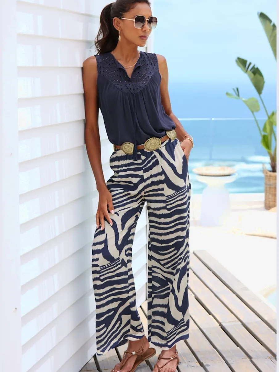 Débardeur en viscose à col V et dentelle ajourée