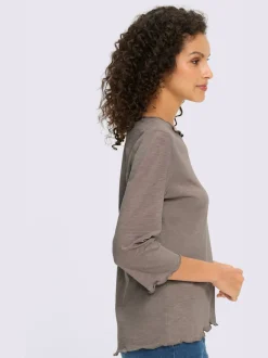 Ensemble de deux T-shirts à encolure en U et manches 3/4 avec bords ondulés