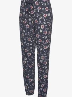 Ensemble de pyjama : pantalon et t-shirt manches longues