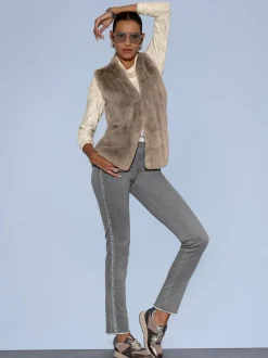 Gilet en tricot imitation fourrure avec col V et coutures affinantes